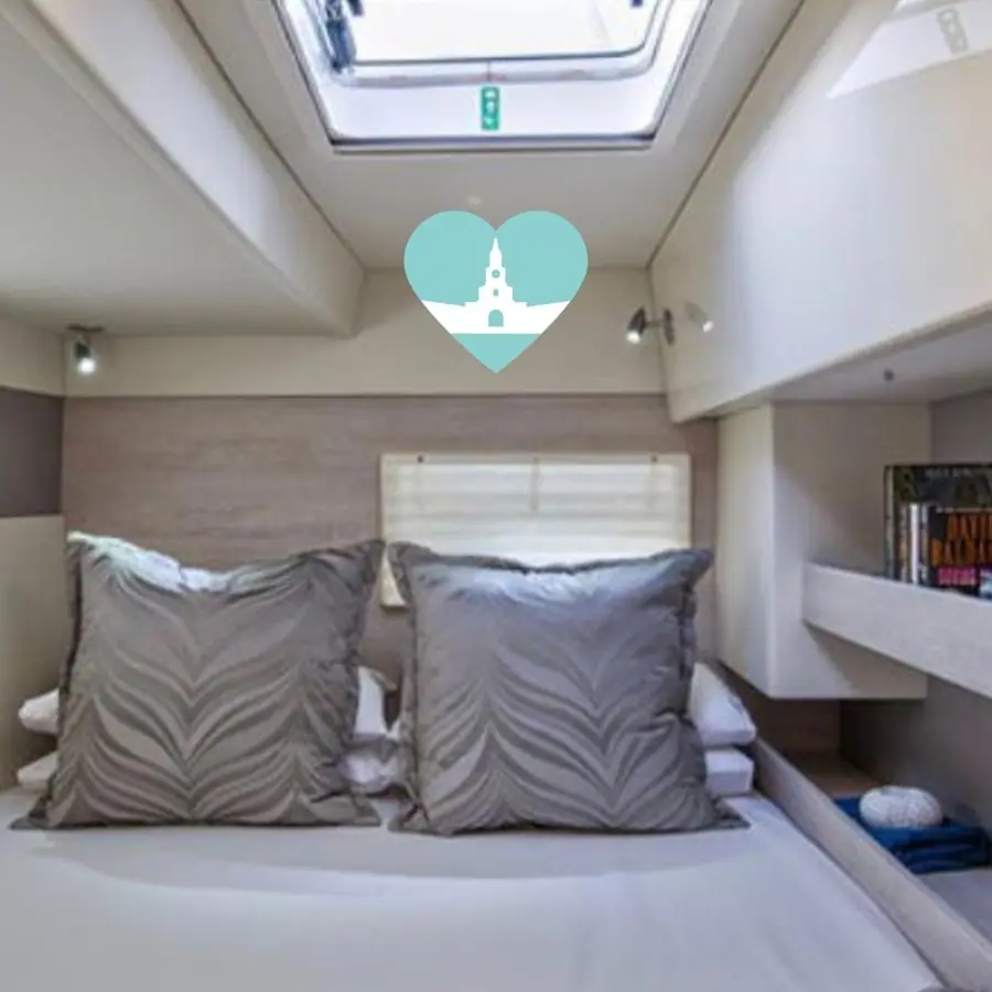 Charter privado en catamarán Leopard — 2