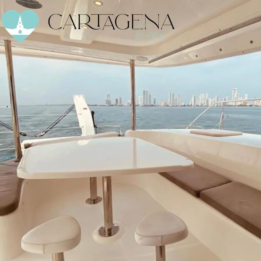 Catamarán Leopard 47 pies para 23 personas — 4