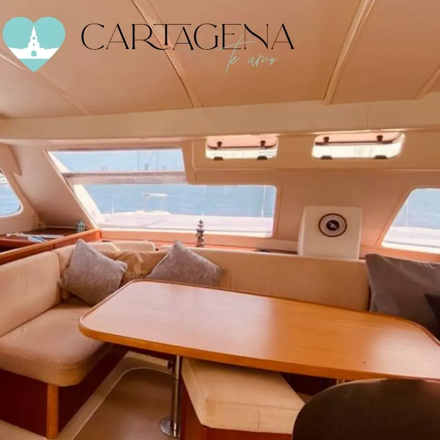 Catamarán Leopard 47 pies para 23 personas — 5