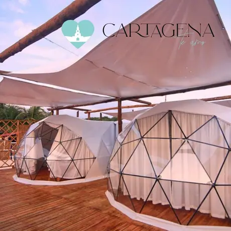 Glamping frente al Caribe en Barú con desayuno, aire acondicionado, baño privado y wifi.