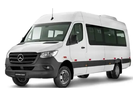 Minibús con conductor bilingüe para hasta 17 personas, por trayecto o por 12 horas.