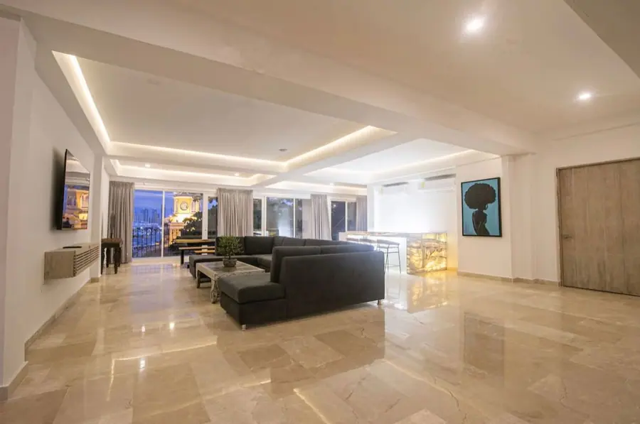 Oracle House 1: apartamento frente a la Torre del Reloj — 2