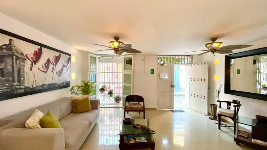 Casa Nueve: 9 habitaciones para 22 huéspedes — 2