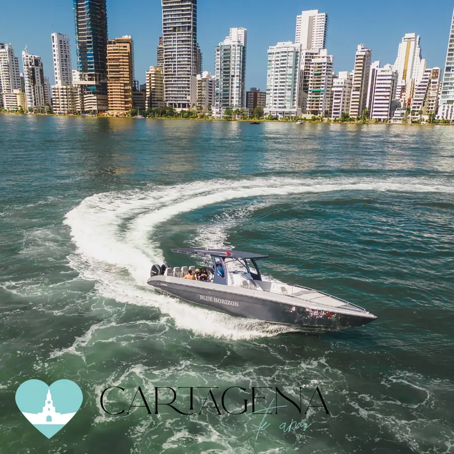 Blue Horizon: lancha deportiva en Cartagena — 2