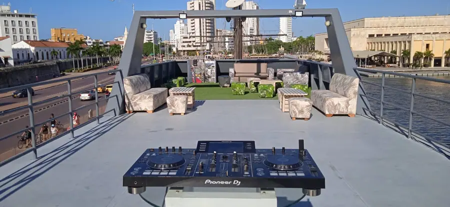 Mega yate para eventos en Cartagena — 3