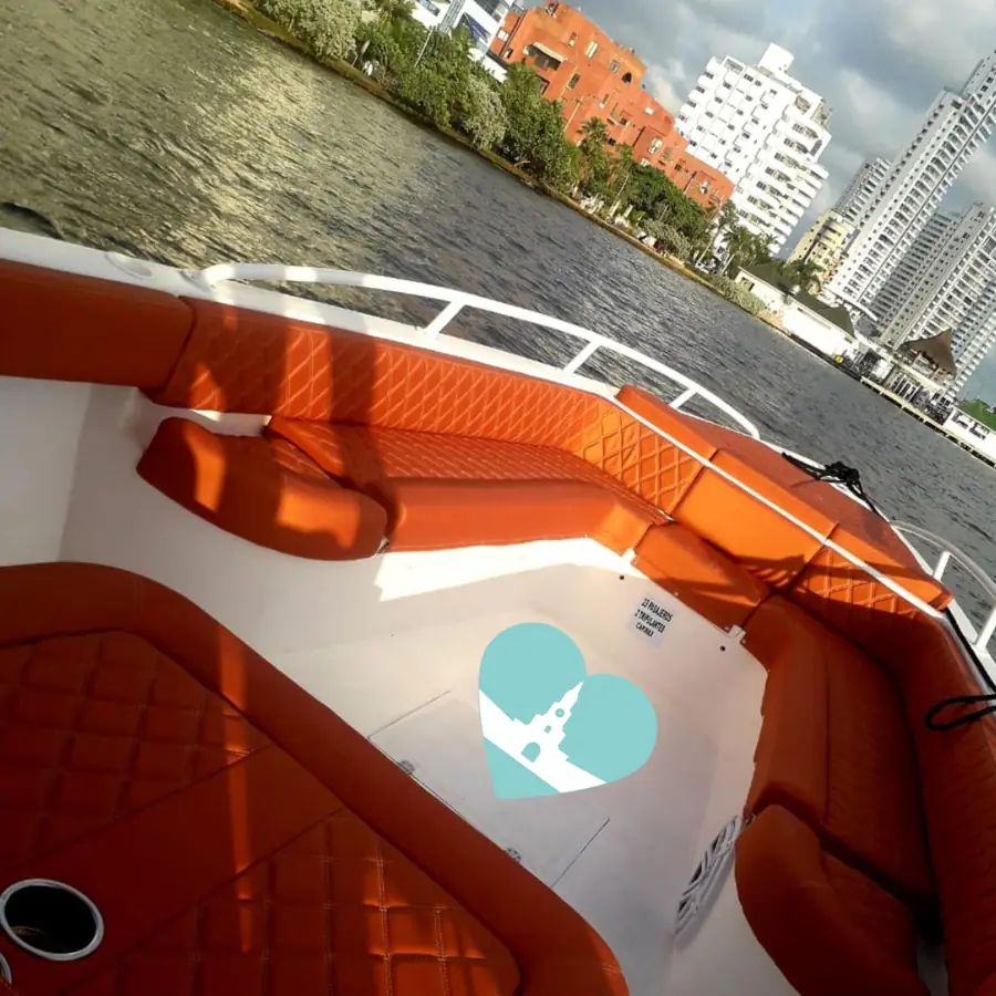 Barco de 42 pies para 23 personas: Rosario, Cholón y Barú — 2