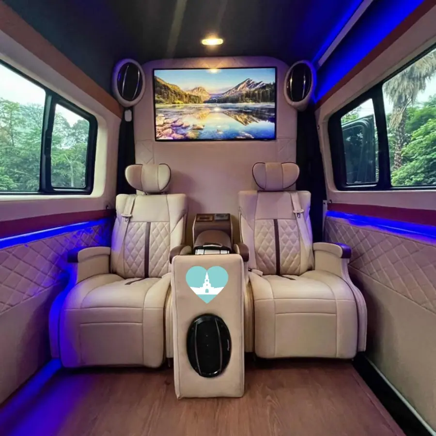 Van Mercedes-Benz privada para 9 personas — 3
