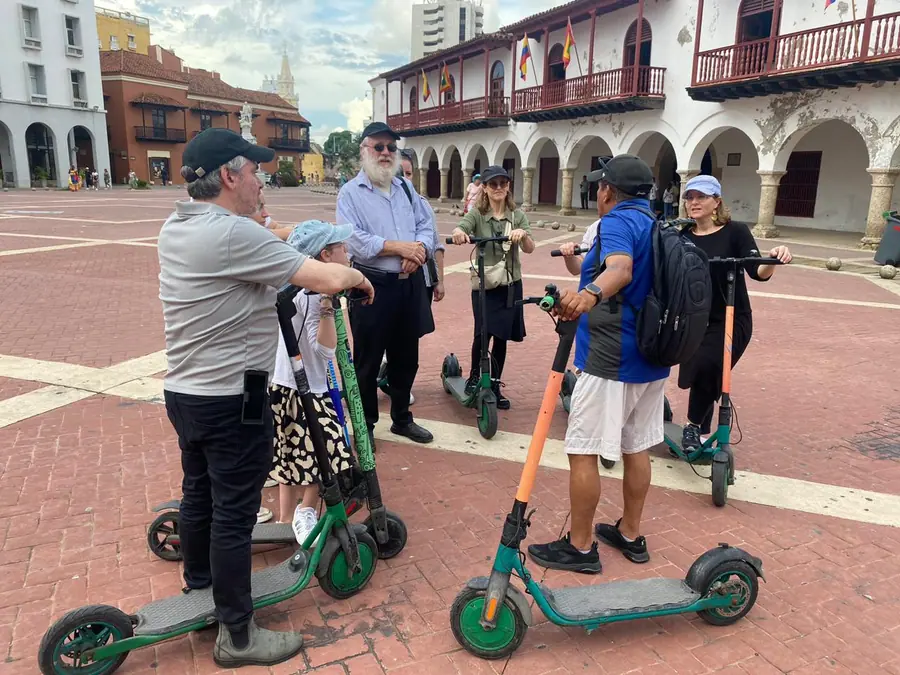 Cartagena en scooter eléctrico: city tour cultural — 2