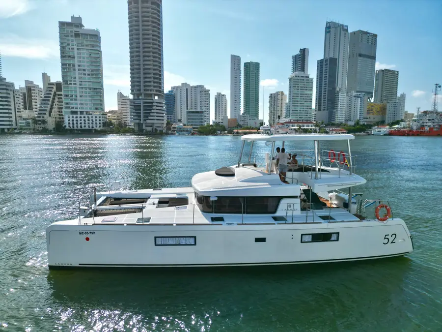 Catamarán Lagoon de 52 pies en Cartagena — 5