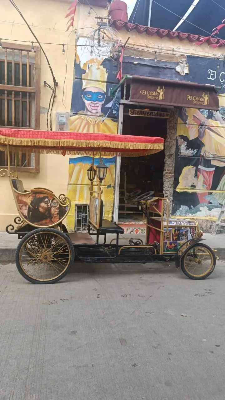 Getsemaní y Santo Domingo en coche eléctrico — 3