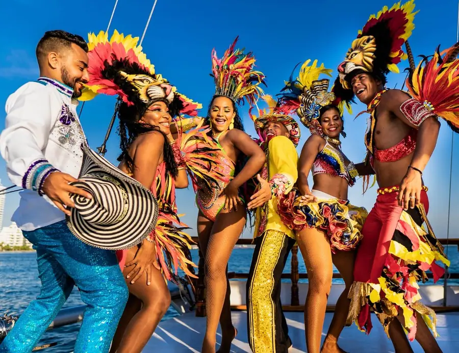 Clases de baile al ritmo de Cartagena — 2