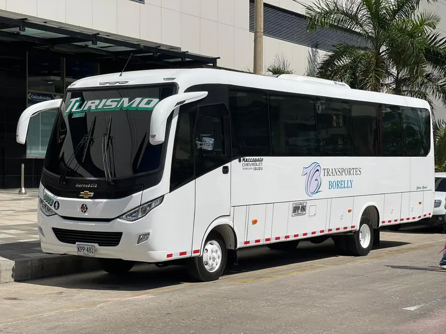 Alquiler de autobús de 40 pasajeros en Cartagena — 3