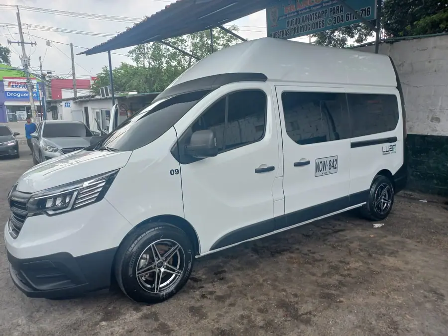 Tour privado por Cartagena en Renault Master — 1