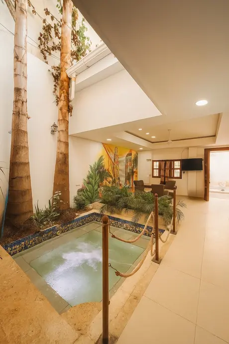 Casa colonial en Getsemaní para 20 personas: 7 habitaciones, 8 baños y jacuzzi privado.